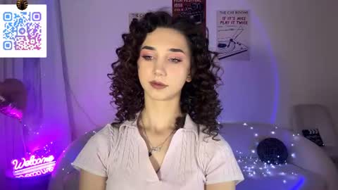 Lina online show from 06-14-26, 10:34