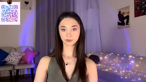 Lina online show from 06-24-26, 10:20