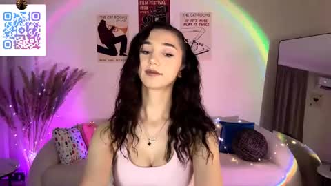 Lina online show from 07-13-26, 10:23
