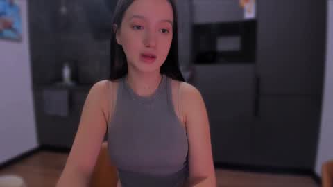 Snapshot of lililaluna chatting on 12-15-24, 05:53             ...  online show from 12-15-24, 05:53