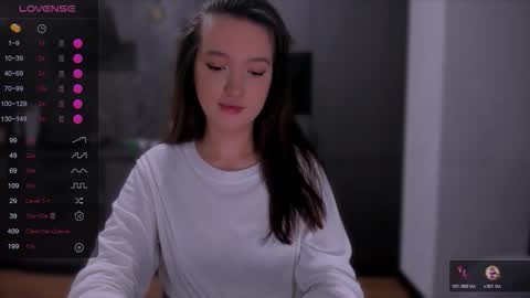 Snapshot of lililaluna chatting on 11-12-25, 03:45 ... online show from 11-12-25, 03:45