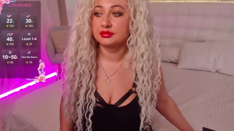 Lilit online show from 12-18-25, 04:46