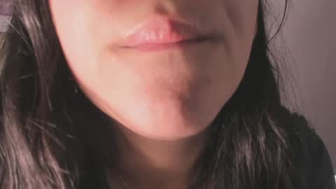 Snapshot of lilit_jade chatting on 01-28-25, 06:39 Lilit online show from 01-28-25, 06:39