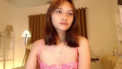 Snapshot of lilit_sensual chatting on 03-10-25, 06:38 Chloe online show from 03-10-25, 06:38