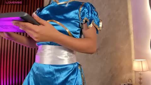 Snapshot of lilith__rosse chatting on 10-19-25, 12:50 Lilith Rosse online show from 10-19-25, 12:50