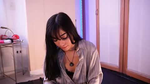 Snapshot of lilith__rosse chatting on 12-03-25, 05:33 Lilith Rosse online show from 12-03-25, 05:33