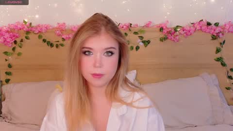 Lilith Bonheur online show from 11-02-25, 09:39