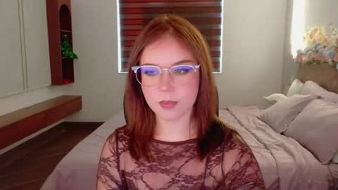 Lilith Bonheur online show from 05-28-26, 03:59