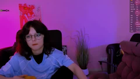 Snapshot of lilith_diva chatting on 11-27-25, 08:11 lilith_diva online show from 11-27-25, 08:11