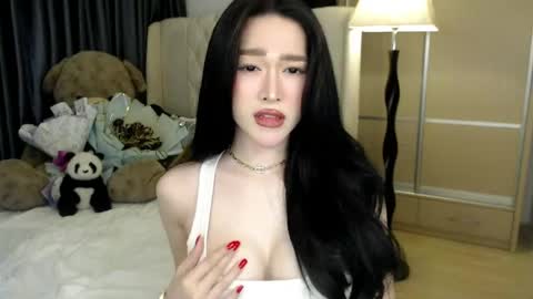 QUEEN LILITH BORBON online show from 04-18-26, 08:09