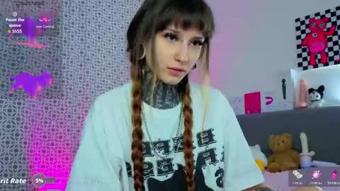 lilith_poison online show from 03-28-26, 06:40