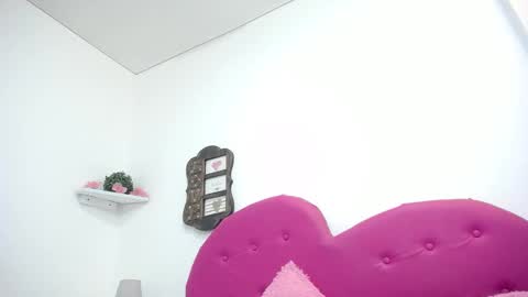 Lilith Smith online show from 02-08-25, 06:54