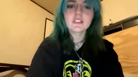 molly online show from 06-08-26, 04:24