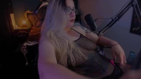 lilithmystic01 online show from 01-26-25, 01:04