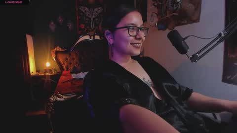 lilithmystic01 online show from 02-08-25, 12:49