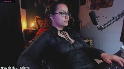 lilithmystic01 online show from 02-13-25, 01:05