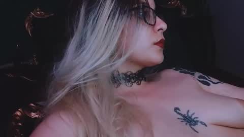 lilithmystic01 online show from 02-22-25, 07:47