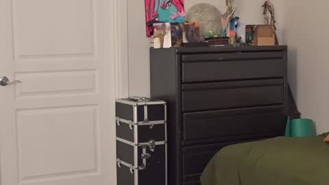 L online show from 12-27-24, 07:57