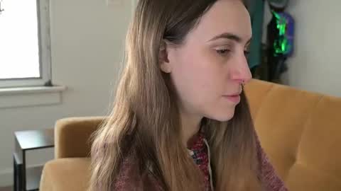 Snapshot of lilithoftrees chatting on 01-11-26, 08:14 L online show from 01-11-26, 08:14