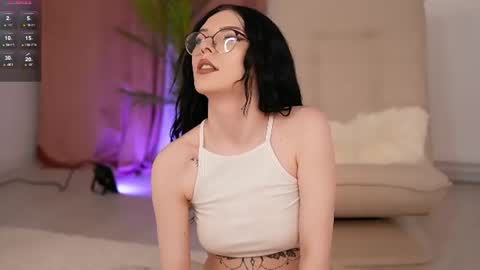 Snapshot of lilithpixie chatting on 07-24-26, 06:17 lilithpixie online show from 07-24-26, 06:17