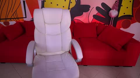 Snapshot of liliyamoon chatting on 12-27-24, 09:43 Liliya online show from 12-27-24, 09:43