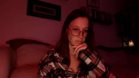 Snapshot of liljbby chatting on 02-24-26, 01:36 Jay please help me reach 50 thumbs up online show from 02-24-26, 01:36