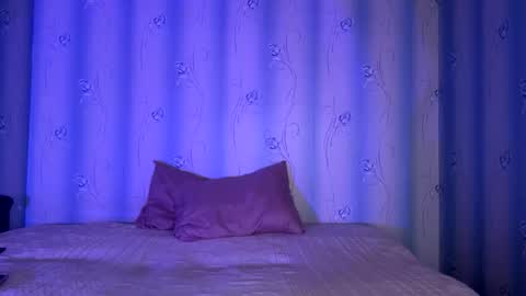 Snapshot of lillian_charm chatting on 03-21-26, 08:19 Lillian online show from 03-21-26, 08:19