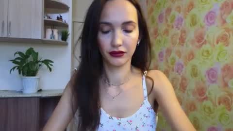 Lillian online show from 10-16-25, 05:08