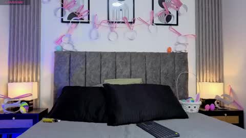 lillian_lee1 online show from 04-03-26, 10:08