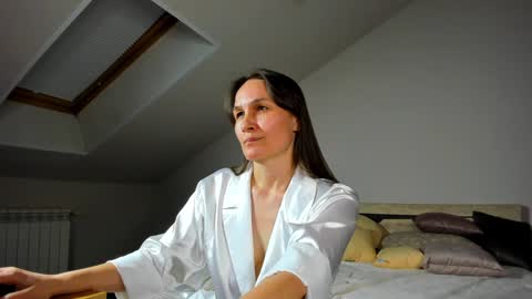 lillian_white1 online show from 01-29-25, 01:17