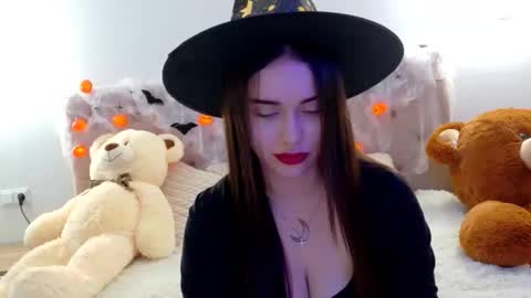 lilliana_moon online show from 10-31-25, 10:27