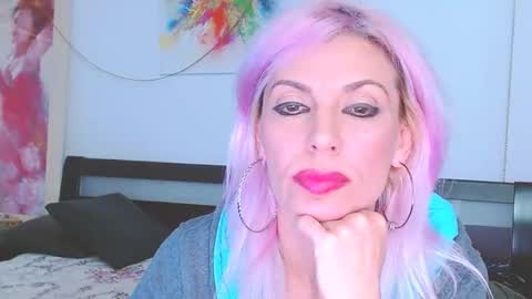 Lara online show from 03-04-25, 09:54