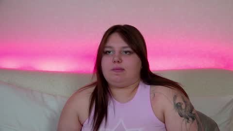 LillianHaig online show from 01-24-25, 04:05