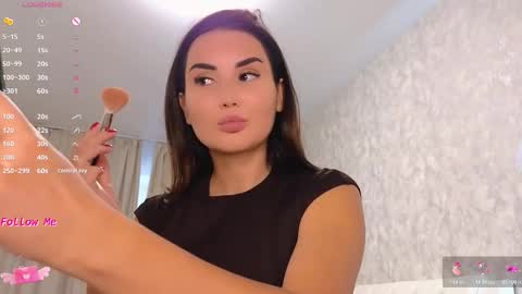 Lara Angel online show from 11-11-25, 04:12