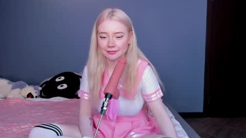 lillie_berry online show from 05-07-26, 05:24