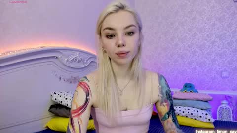 LilliMoore online show from 01-29-25, 12:12