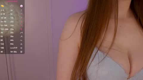 Lilly Colins online show from 03-09-25, 09:36