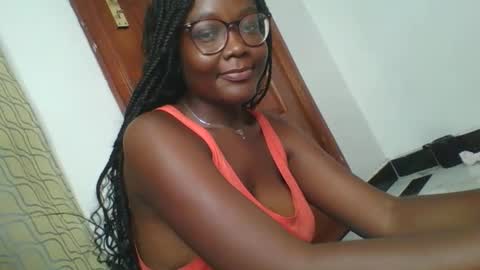 Snapshot of lilly_innocent_ chatting on 03-24-26, 12:54 lilly online show from 03-24-26, 12:54