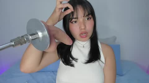 Lilly  online show from 01-31-25, 02:48