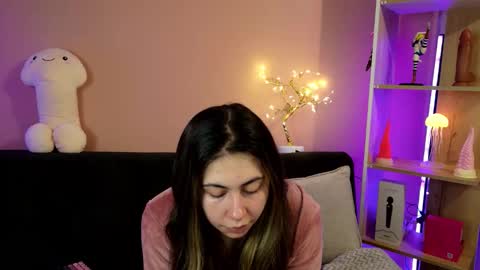 lilly_sweet02 online show from 04-21-26, 11:18