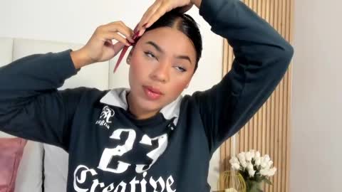 Snapshot of lilly_williamss chatting on 05-28-26, 03:48 Lilly online show from 05-28-26, 03:48