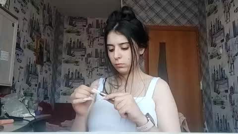 Lina Hello guys Its my first day online show from 12-17-25, 03:34