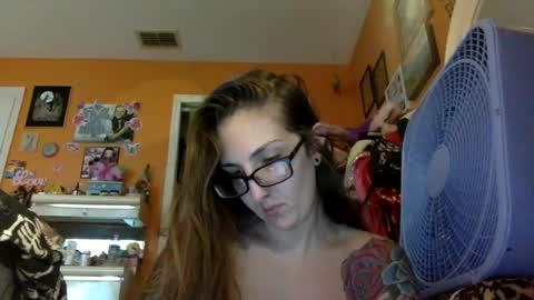 hi guys im back on here 3 online show from 07-06-26, 07:49