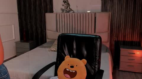 Lilly Ortiz online show from 03-20-26, 11:26