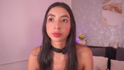 Snapshot of lillythompson_ chatting on 07-08-26, 12:04 Lilly Thompson online show from 07-08-26, 12:04