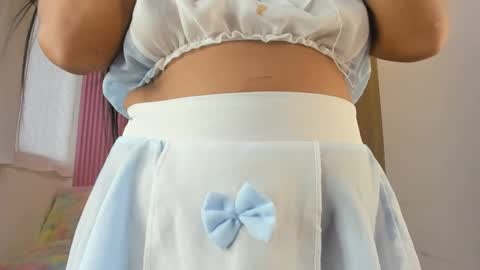 lillyy16 online show from 04-22-26, 11:12