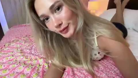 lilly online show from 06-09-26, 08:59
