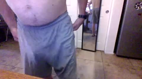 Snapshot of lilpackage69 chatting on 06-21-26, 08:00 lilpackage69 online show from 06-21-26, 08:00