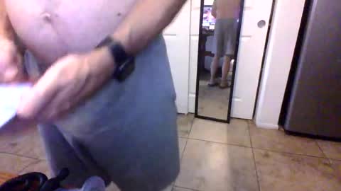 Snapshot of lilpackage69 chatting on 07-18-26, 07:17 lilpackage69 online show from 07-18-26, 07:17
