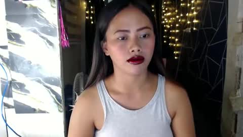 Snapshot of lilsweet_marie chatting on 02-01-26, 10:25 Lilsweet marie online show from 02-01-26, 10:25